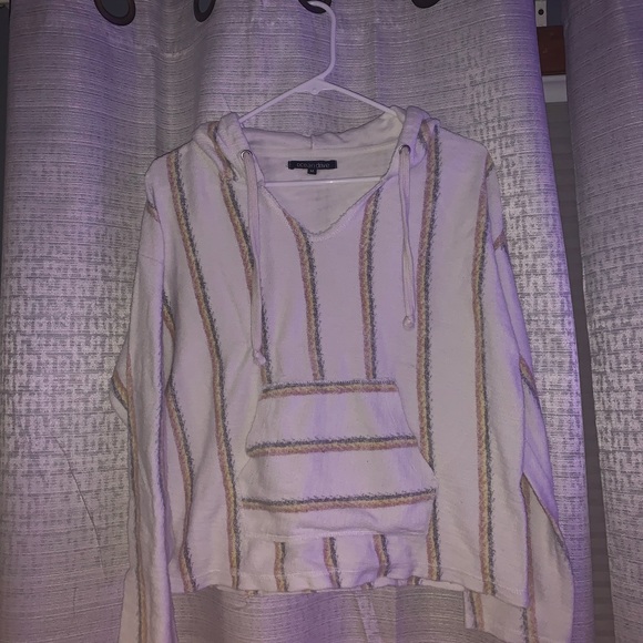 Striped pullover - Picture 3 of 4